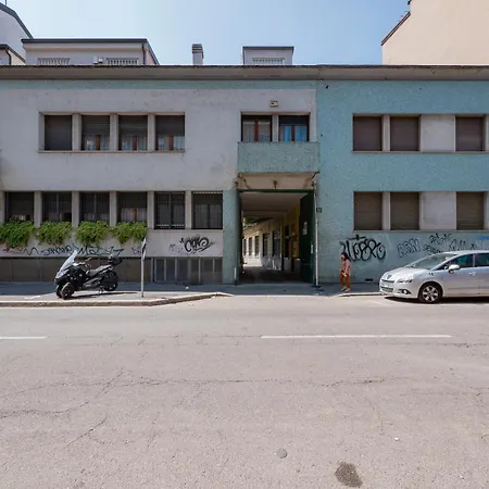 I Host - Binda 20 Appartement *